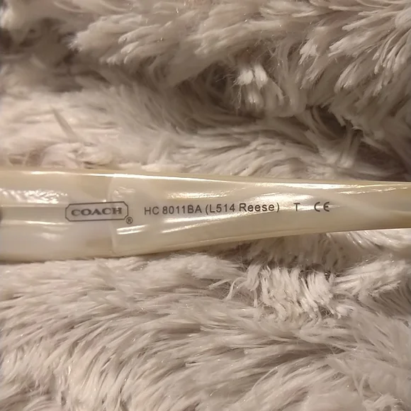 Vintage Coach Reese Sunglasses in Ivory *Please read description b4 offers* 🙏😊 - Picture 6 of 8